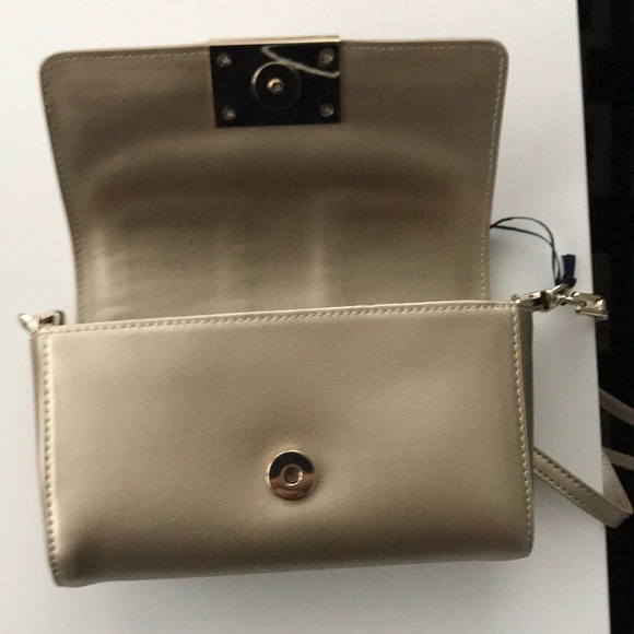Cavalli Class gold leather clutch with snake lock - Picture 5 of 6